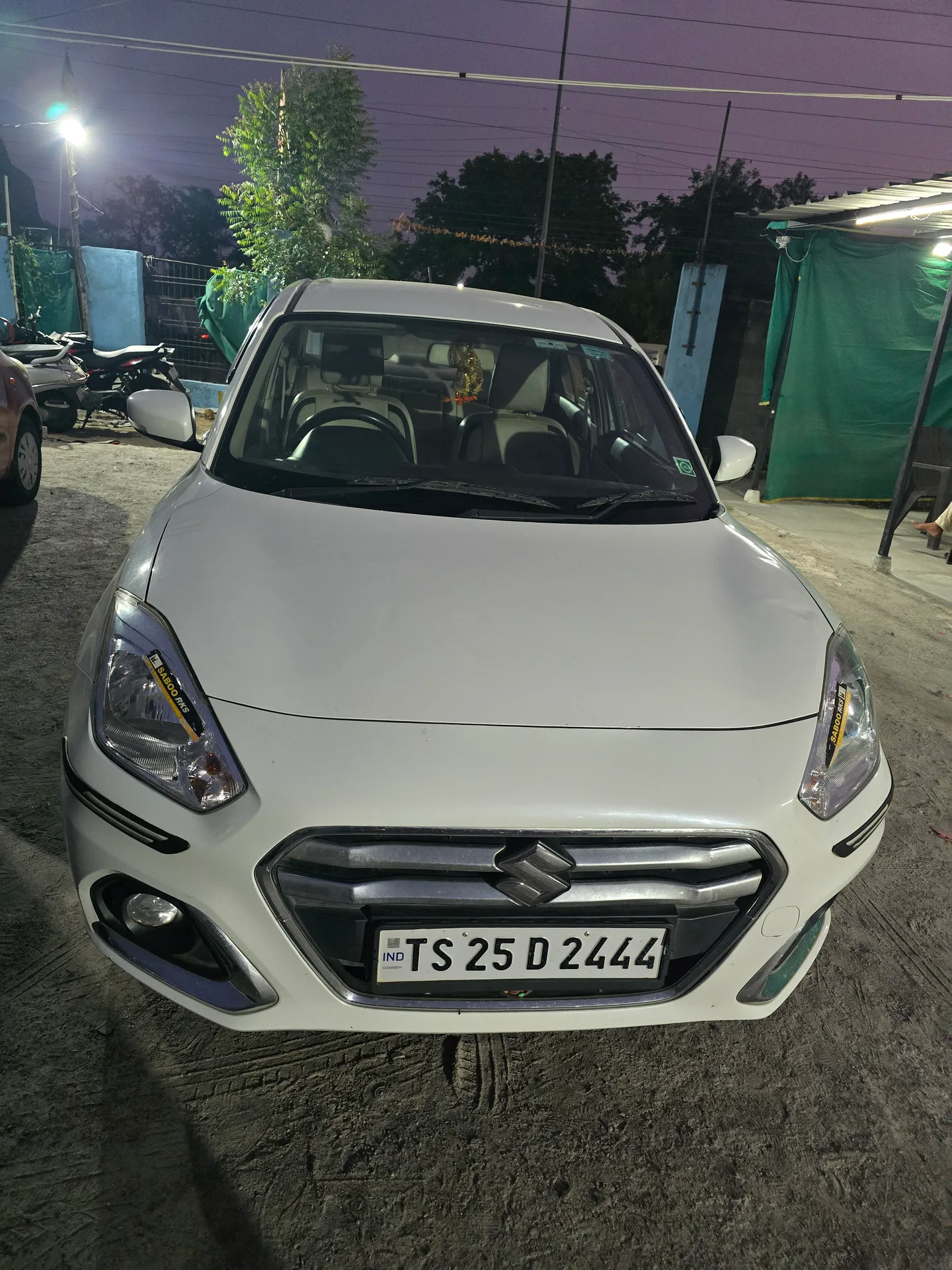 Maruti Suzuki Swift Dzire vxi