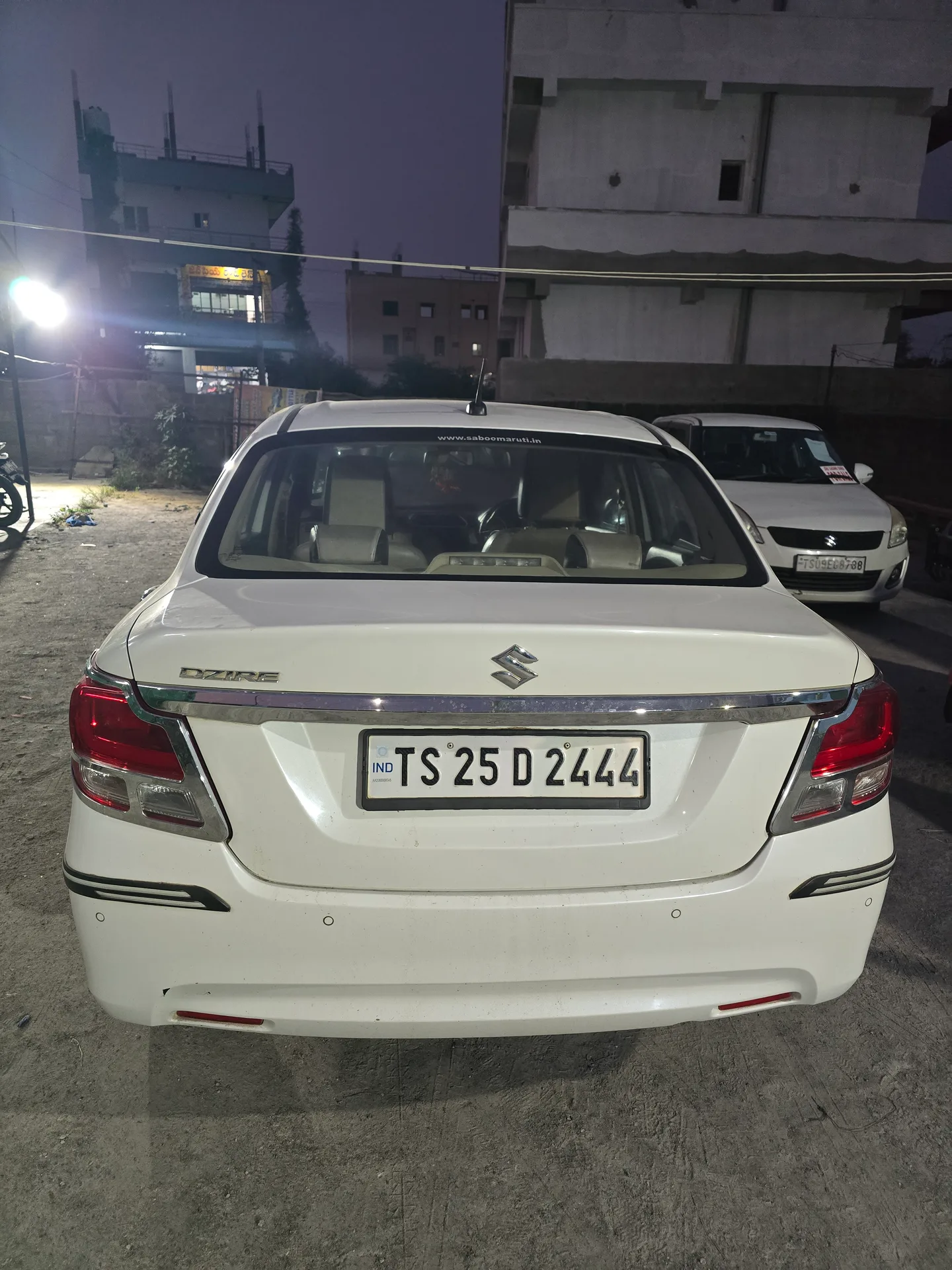 Maruti Suzuki Swift Dzire vxi