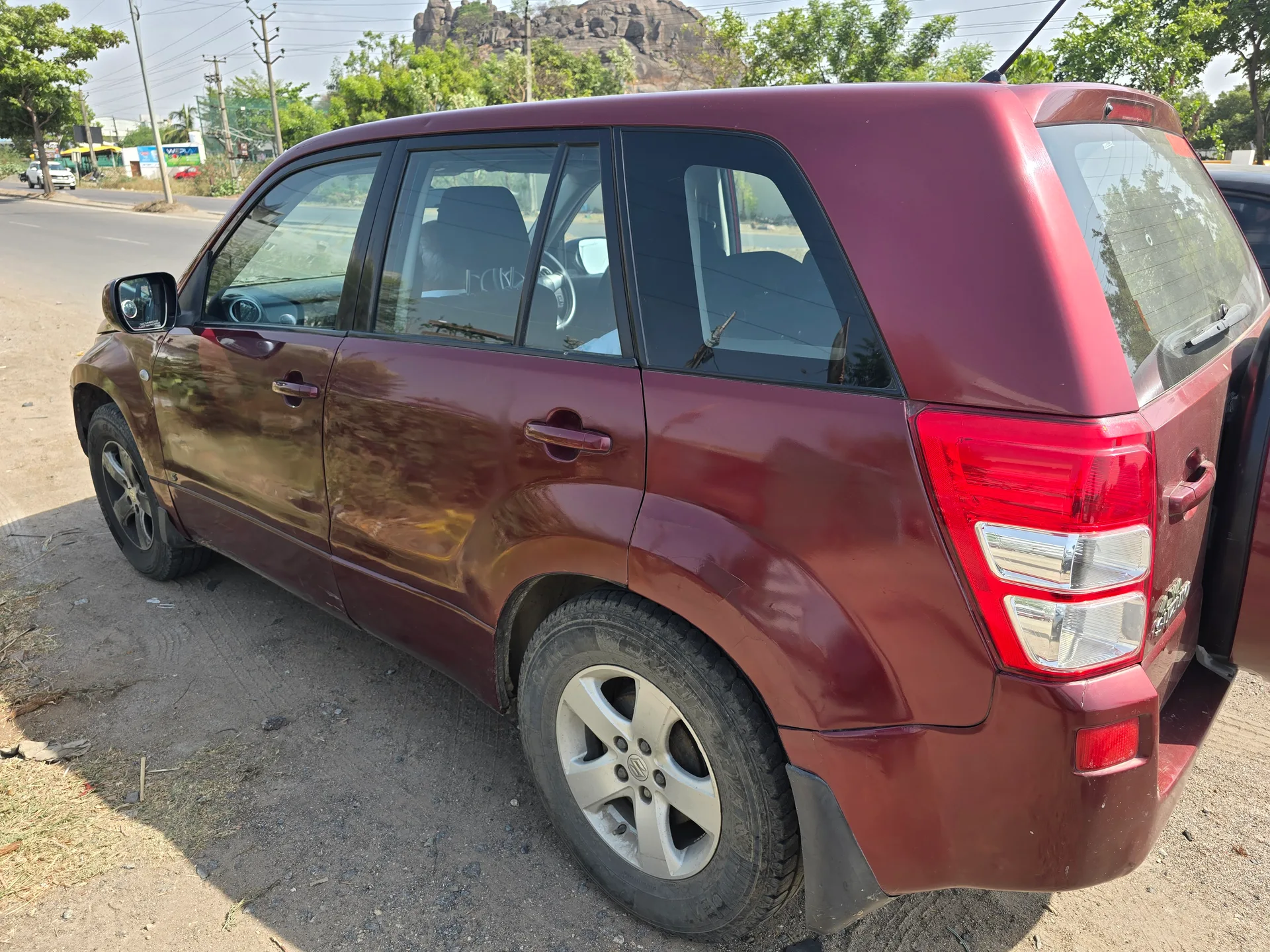 Maruti Suzuki Grand vitara ax old
