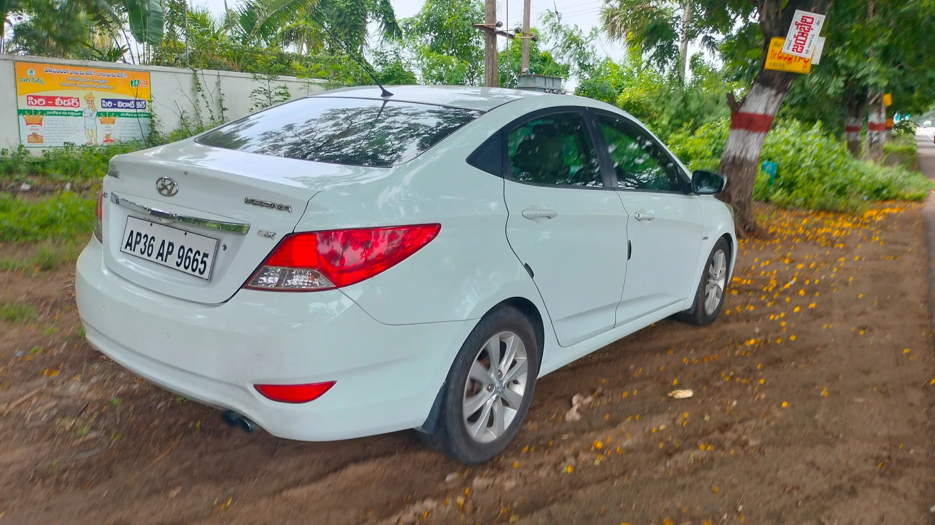 Hyundai Verna fludic  sx topend