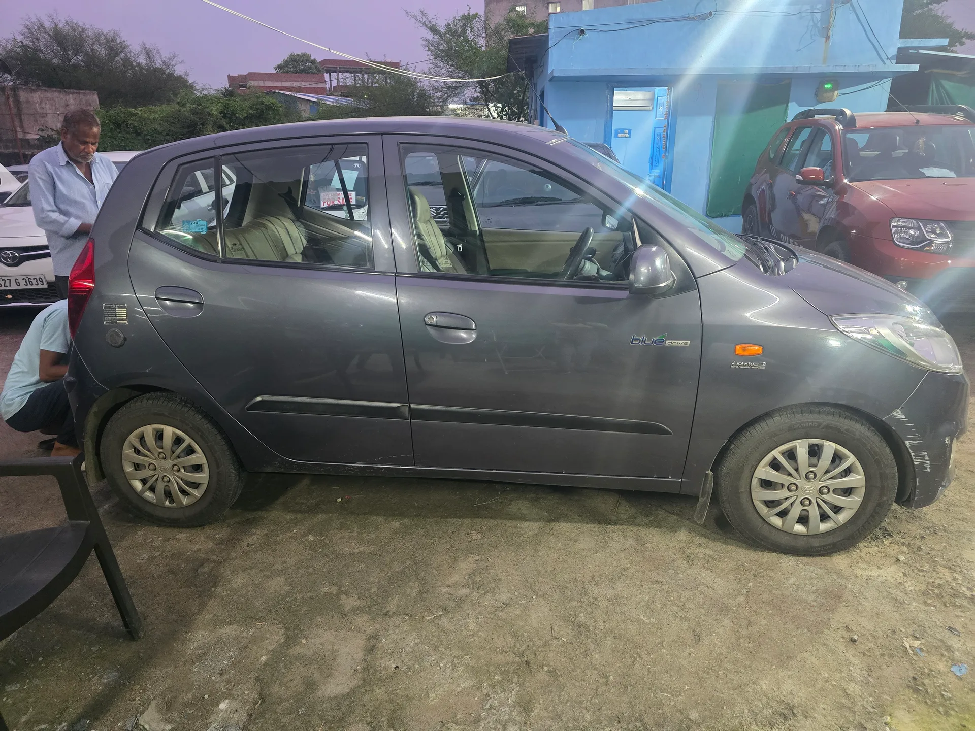 Hyundai I10 sportz blue drive