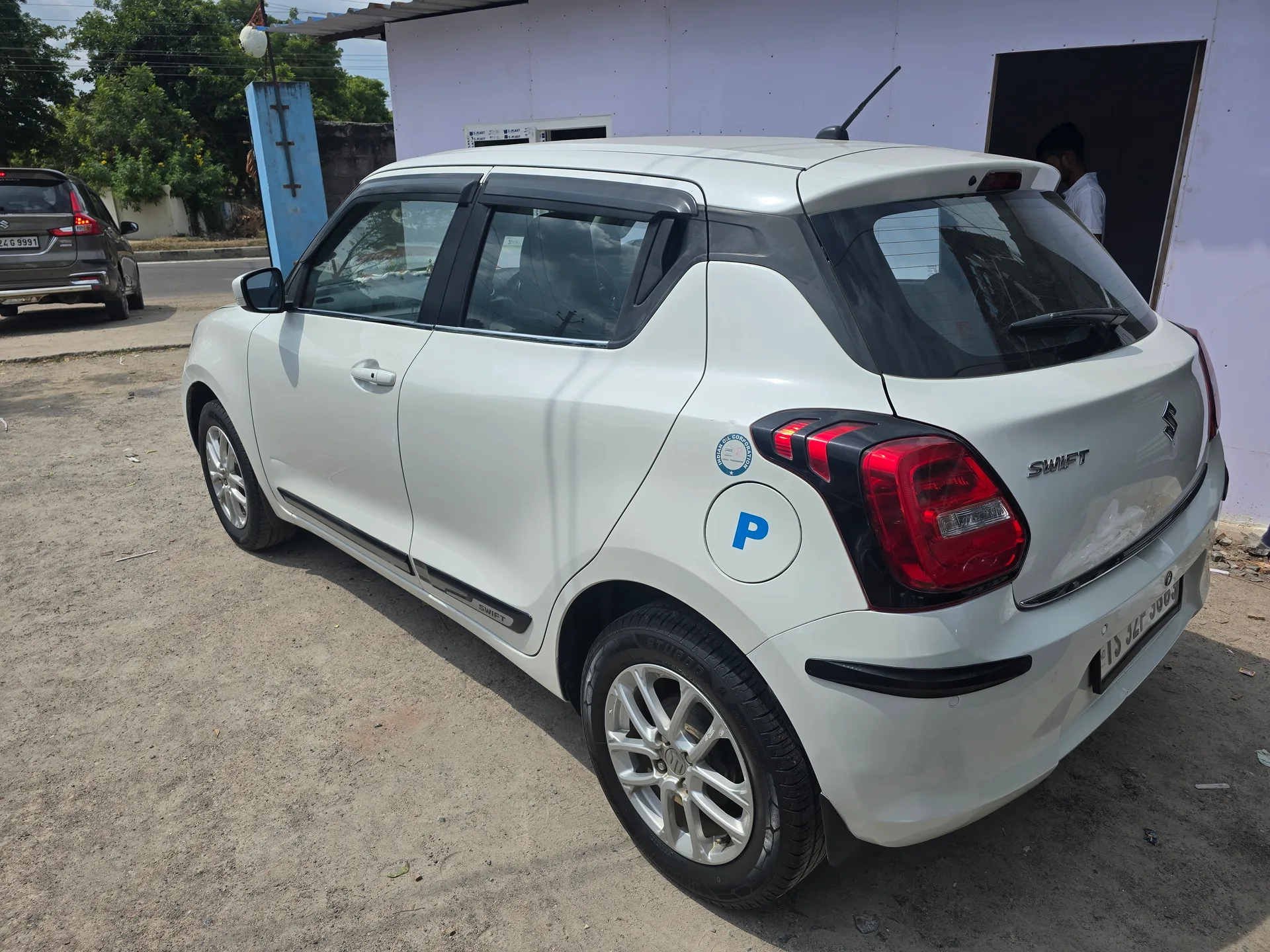 Maruti Suzuki Swift zxi
